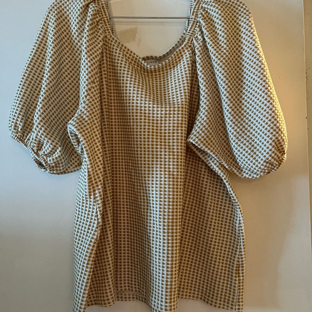 Ava & Viv Tan Checkered Blouse
